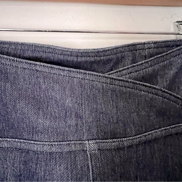 HALARA Flex High-Waisted Blue Crossover Washed Flare Stretch Soft Jeans NEW Mp - Picture 7 of 10